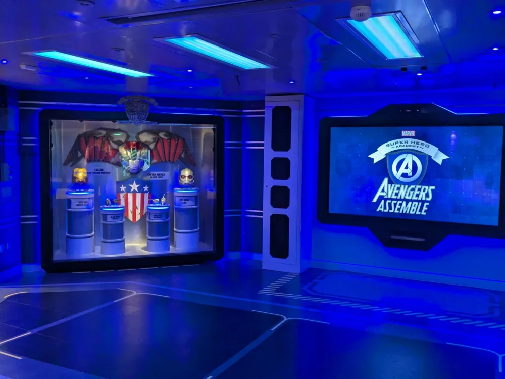 ディズニークルーズのマーベル・アベンジャーズテーマのキッズクラブ
